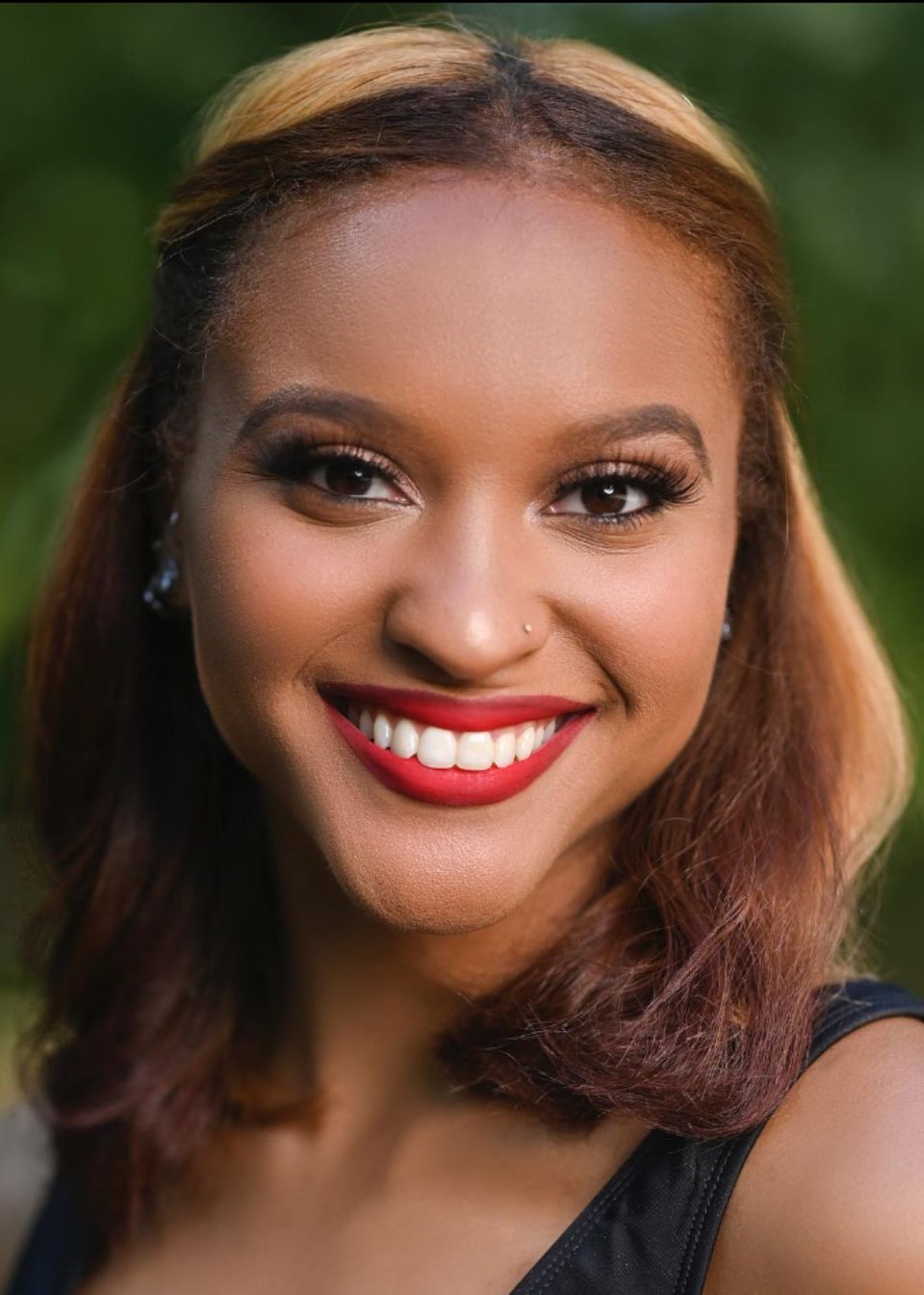 Glam headshot